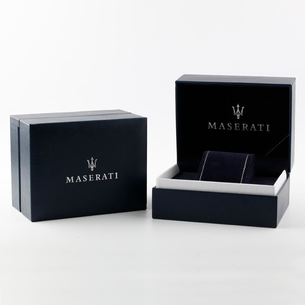 Maserati Traguardo Silver Stainless Steel & Black Details Men Watch. R8873612015