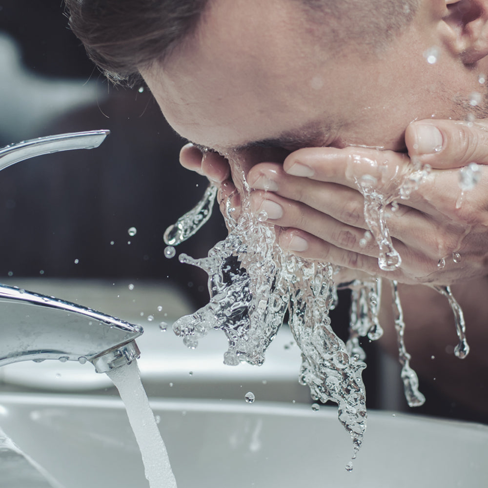 The Barberia Facial Cleanser, 5 fl oz 0% alcohol, Volvanic Lava & Ginseng. For sensitive skin